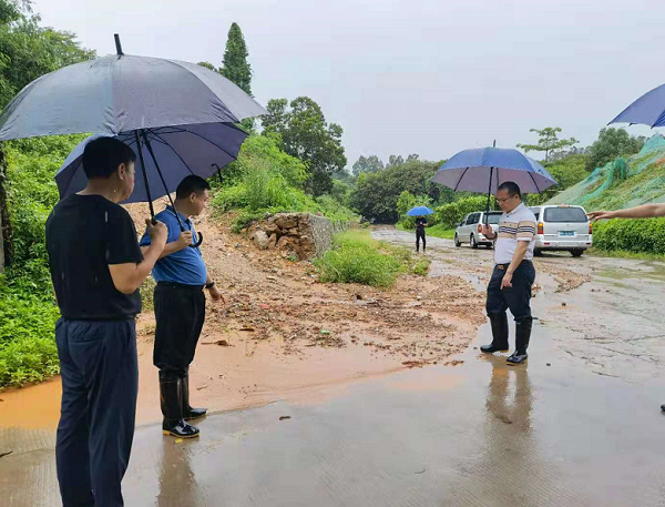 3-市殡葬管理所开展地质灾害防治安全检查工作.png