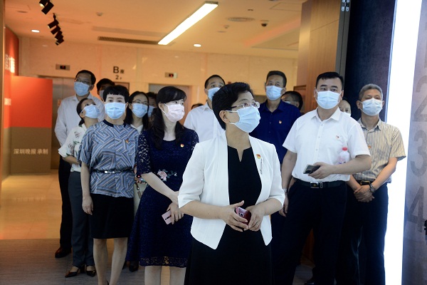 3-老虎游戏机
组织参观深圳经济特区档案文献展.jpg