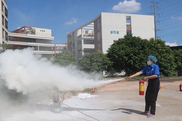2参训人员实操学习.jpg